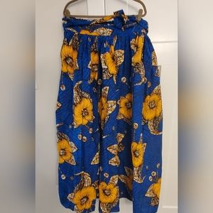 Grass-fields cotton floral blue and gold African print maxie skirt size 24